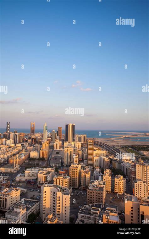 Bahrain, Manama, City skyline Stock Photo - Alamy