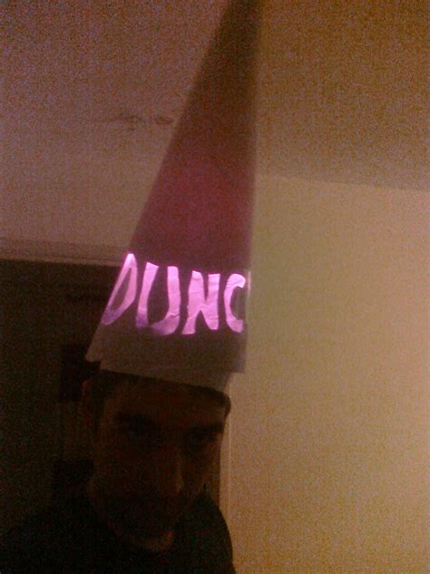 Dunce Cap : 4 Steps (with Pictures) - Instructables