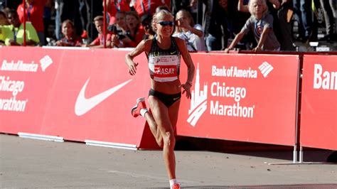 Jordan Hasay Becomes Fastest American Woman to Run Bank of America Chicago Marathon – NBC Chicago