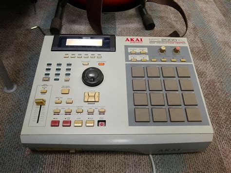 Akai MPC 2000XL – MPCHunter