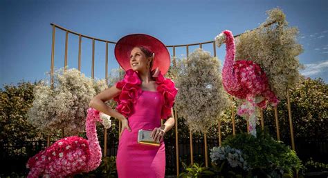 Melbourne Cup Fashion - Dresses & Hat Guide