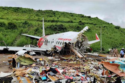 Kozhikode Plane Crash: Air India Pilot Unions Seek Meeting With Aviation Minister Over Flight Safety