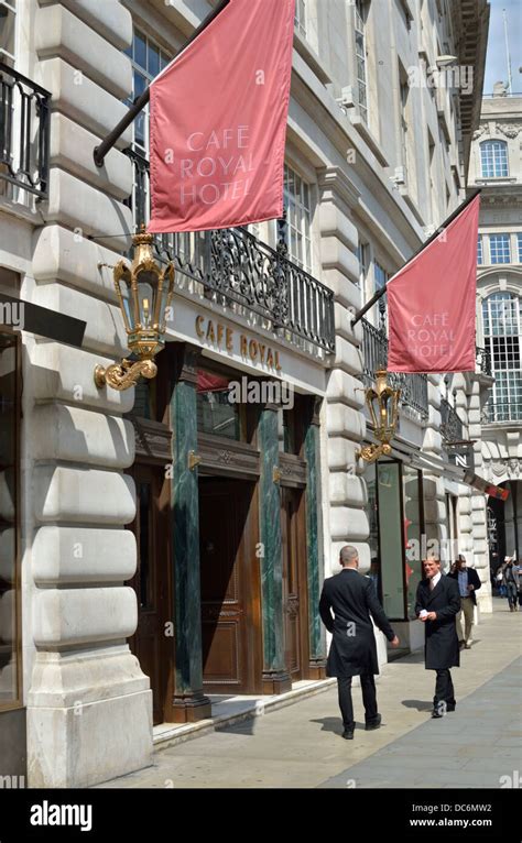 Cafe royal london exterior hi-res stock photography and images - Alamy