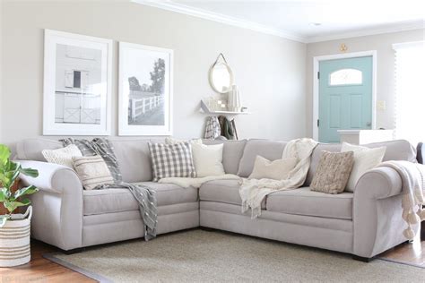 How to Choose Throw Pillows for a Gray Couch | The DIY Playbook | Couch decor, Grey couch decor ...