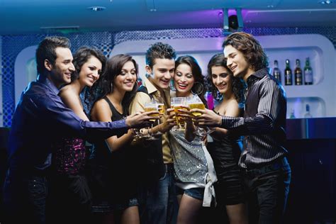 Nightlife in India: Where to Party, Drinking Age, Curfews