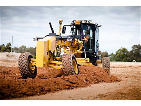 Motor Grader Operator Training | Cat | Caterpillar