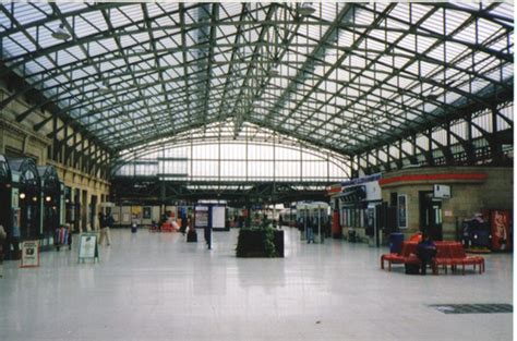 Aberdeen Railway Station - Transport with Disabled Access - Aberdeen - Euan's Guide