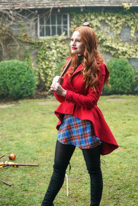 Cheryl Blossom Riverdale Season 3 Style | POPSUGAR Fashion Photo 3