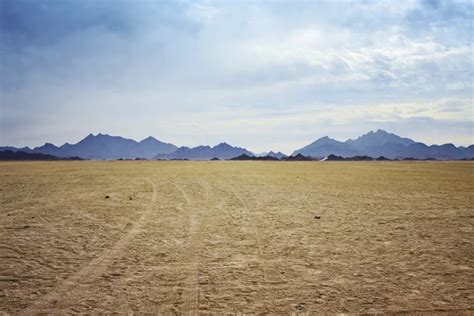 Mirage in desert — Stock Photo © loskutnikov #2569598