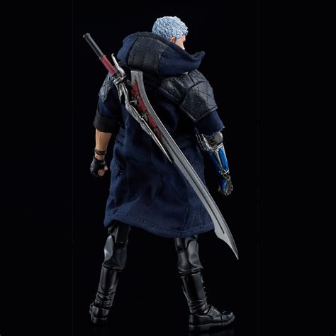 DEVIL MAY CRY 5 Nero | HLJ.com