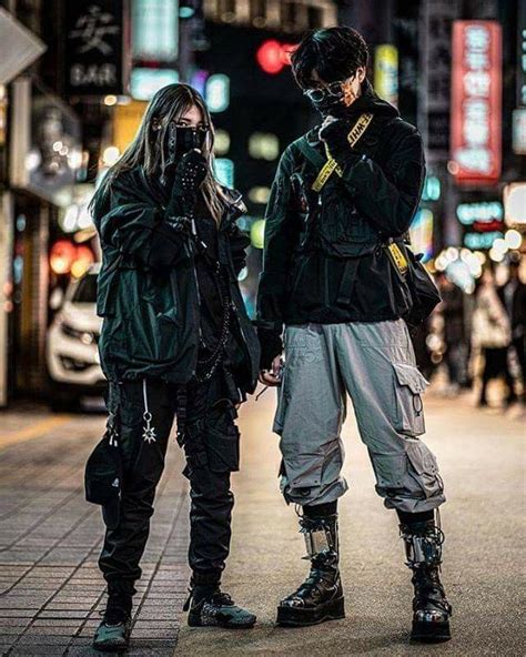 Pin by Prisbee on Techwear | Cyberpunk clothes, Cyberpunk fashion, Techwear fashion