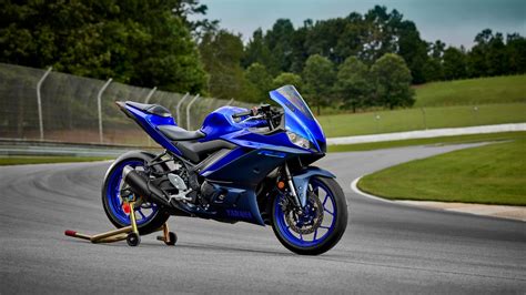 Yamaha YZF-R3 | Zweirad Loitz