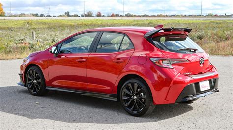 2021 Toyota Corolla Hatchback Review | Expert Reviews | AutoTrader.ca