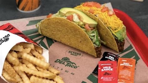 Del Taco Menu Prices With Calories [Updated 2024] - TheFoodXP