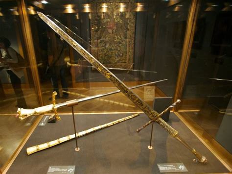 The sword of Maximilian I, Holy Roman Emperor | Swords medieval, Roman emperor, Sword