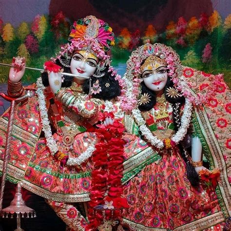 Mathura Vrindavan - Beautiful City of Lord Radha Krishna