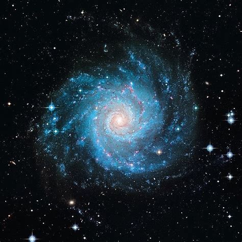 17 Best images about Spiral Galaxy on Pinterest | Space photos, Hubble space telescope and ...