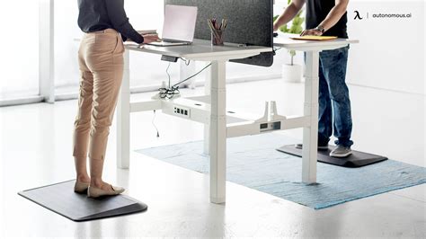 What Is the Best Standing Desk Mat for Your Ergonomic Workspace?