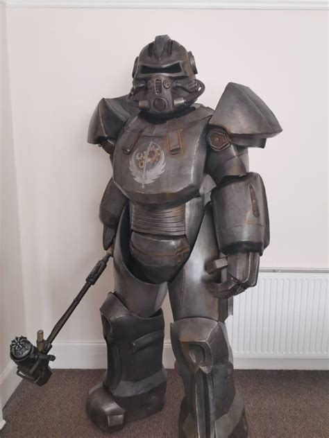 Fallout 3 Power Armor Cosplay - bmp-get