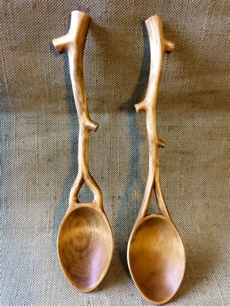 Spoons "R"us | Wood spoon carving, Wooden spoon carving, Wood carving art