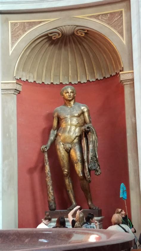 Bronze statue of Hercules, in the Vatican. : r/ancientrome