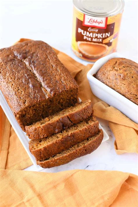 Pumpkin Pie Filling Bread - Sizzling Eats