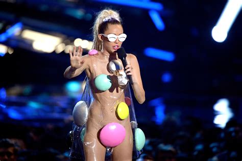 Miley Cyrus releases free album; see tracklist, video - CBS News