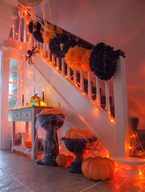 Creepily Creative Halloween Party Decorations! | Wallsauce US