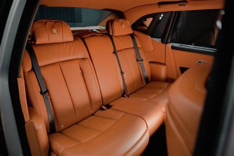 2018 Rolls-Royce Phantom rear seats