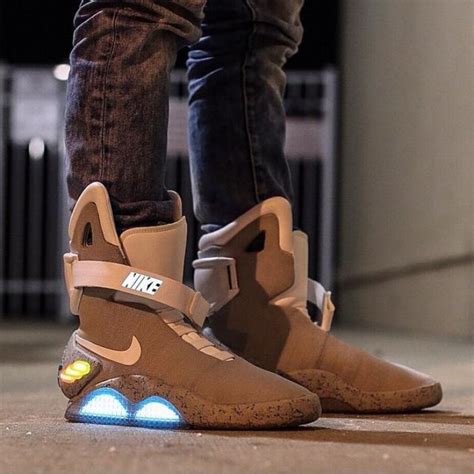 Nike Air Mag Back to The Future » Petagadget