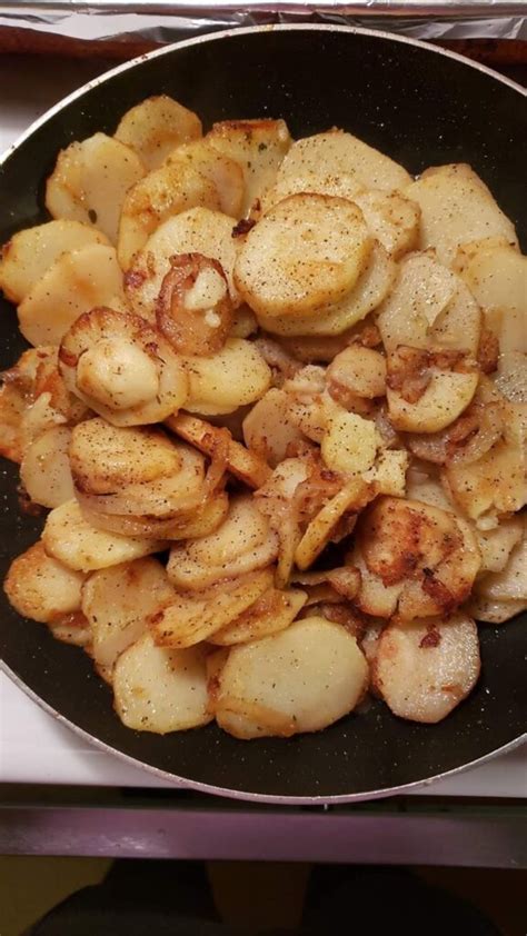 Fried potatoes and onions