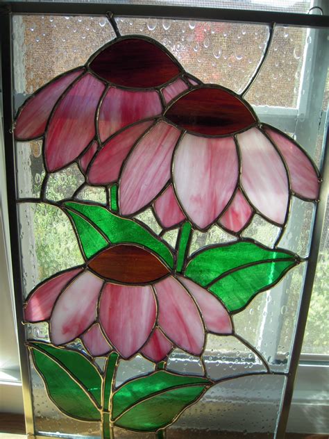 Simply ... Pink Daisies. | Stained glass flowers, Stained glass panels ...