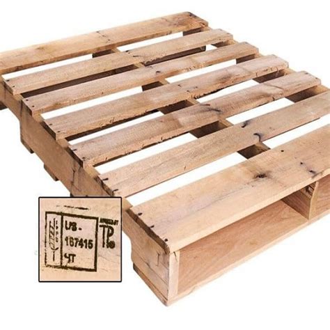 HEAT-TREATED PALLETS - PECKINS WOOD