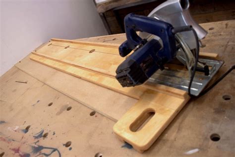 Easy DIY Circular Saw Track Saw Guide | FREE PLANS | Circular saw track, Circular saw ...