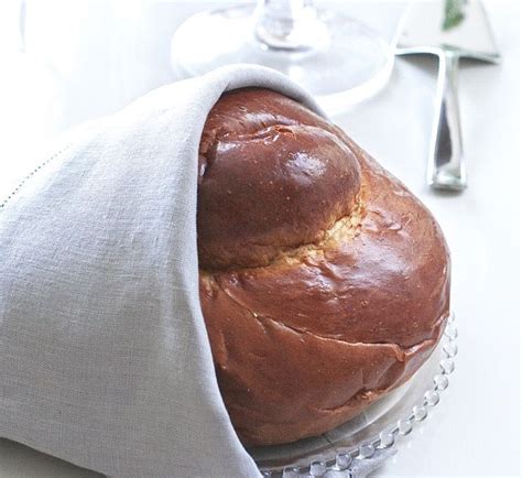 Master These Round Challah Shapes for Rosh Hashanah...with Illustrations! Round Challah, Rosh ...