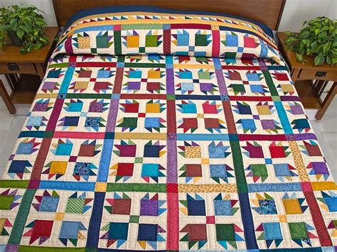 1000+ images about Amish/Mennonite Quilts on Pinterest | Folk art ...