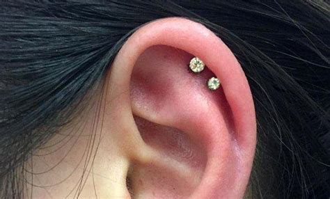 Your Ultimate Guide to the Helix Piercing – Pierced