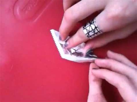 Origami ideas: Origami Heart Out Of Gum Wrapper