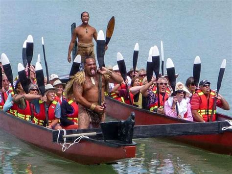 Maori Waka (Canoe) Experience