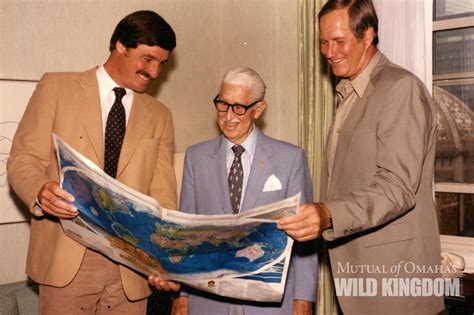 Jim Fowler’s Life – Mutual of Omaha’s Wild Kingdom | Fun facts about animals, Herd of elephants ...