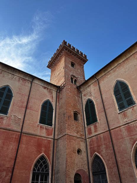 Her family inherited a 900-year-old Italian castle. Here’s what it’s like living there | CNN