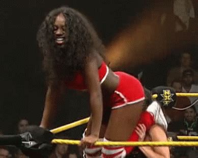 WWE.COM: Naomi Suffers Eye Injury On RAW - Page 6 - Wrestling Forum: WWE, AEW, New Japan, Indy ...