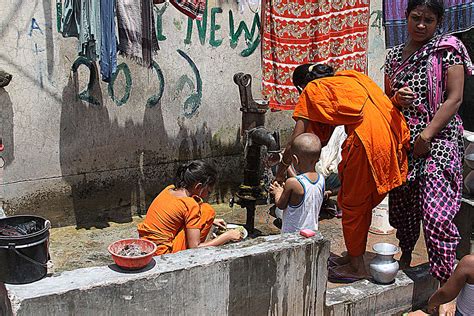 Summer Student Work: Reaz ’16 pursues clean water for the slums of Dhaka, Bangladesh | News ...