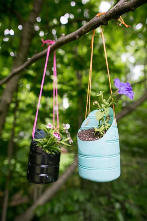 40 Brilliant plastic bottle garden ideas