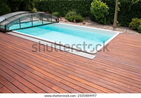 24 Glass Pool Enclosures Images, Stock Photos & Vectors | Shutterstock