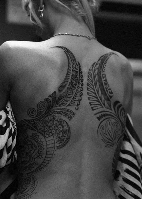 50 Stunning Tribal Tattoo Designs for Women | Art and Design