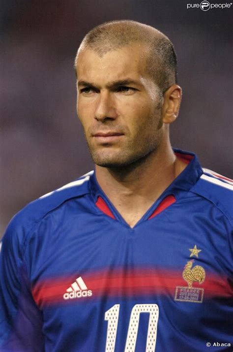 25+ best ideas about Zinedine zidane on Pinterest | Zinedine zidane real madrid, Zidane zidane ...