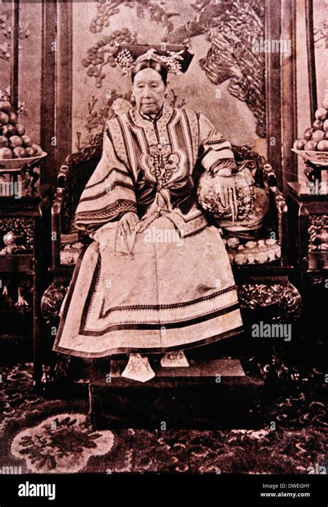 Dowager empress cixi portrait hi-res stock photography and images - Alamy