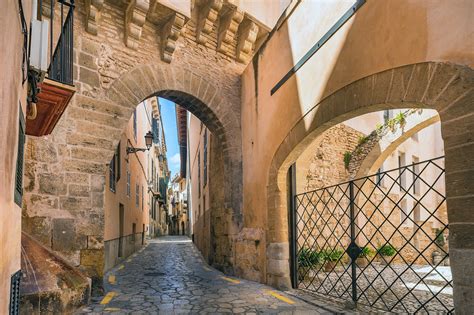 10 Best Things to Do in Palma de Mallorca - What is Palma de Mallorca Most Famous For? – Go Guides