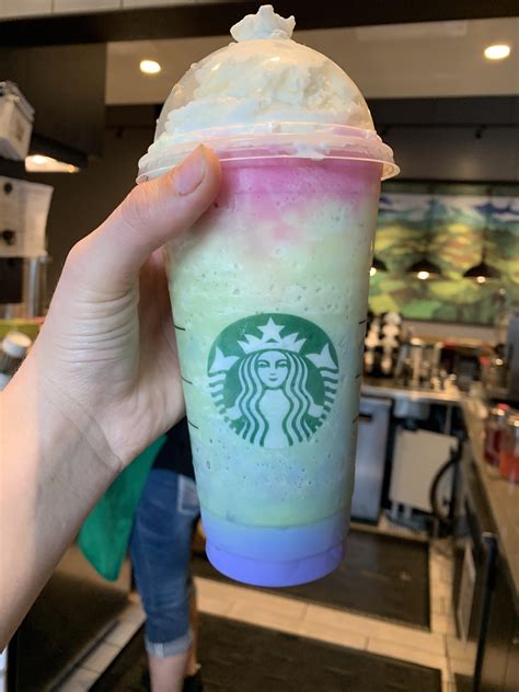 Made a rainbow frap 🏳️‍🌈 : r/starbucks